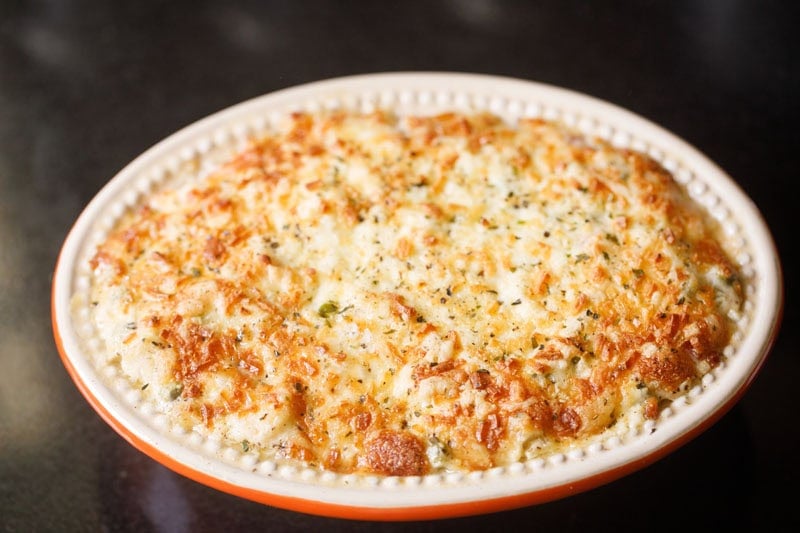 Creamy baked vegetable dish with cheese