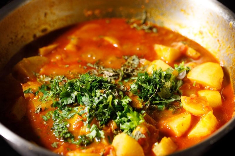 Turnip curry with fresh coriander and dry fenugreek leaves.