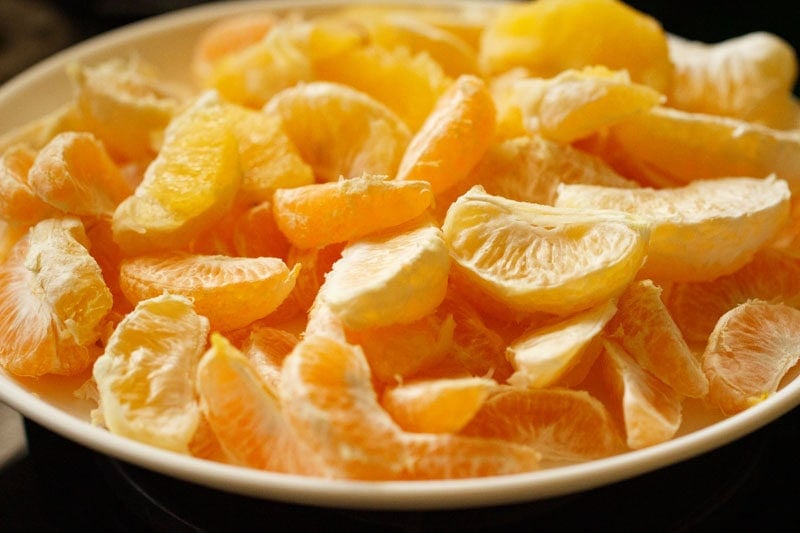 Plate of citrus segments.