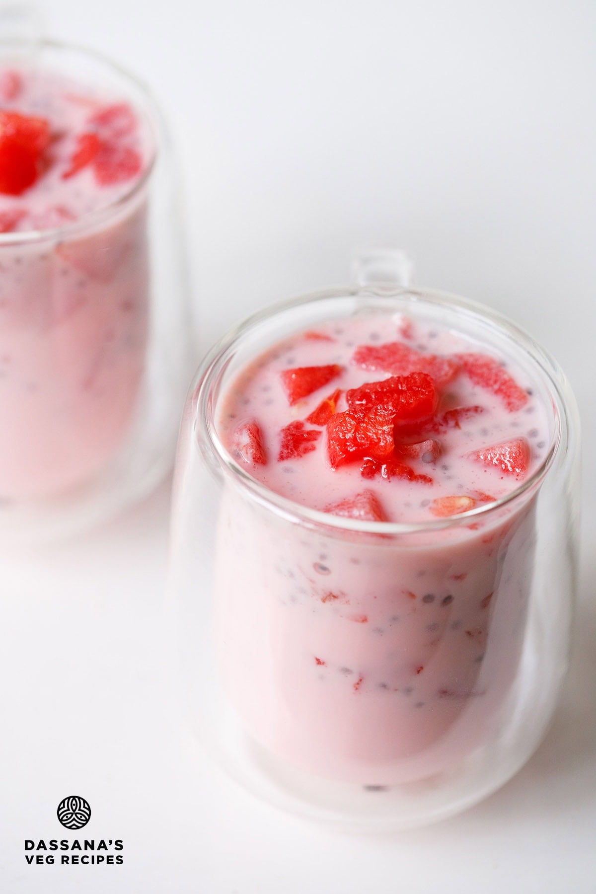 Mohabbat ka sharbat in two glasses.