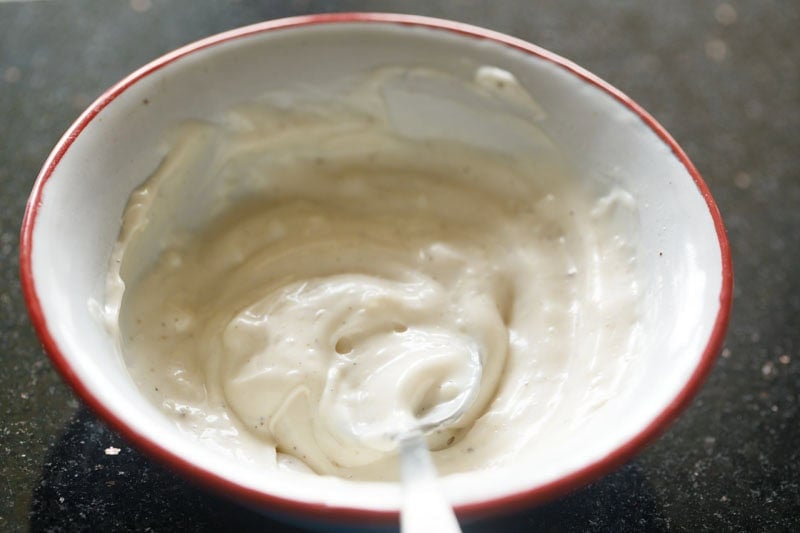 garlic aioli sauce in bowl.