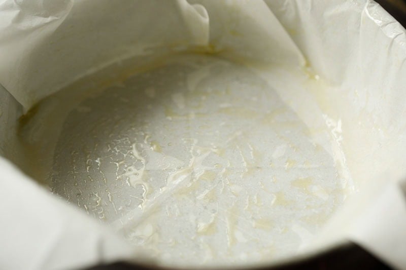 baking pan lined with parchment brushed with olive oil.