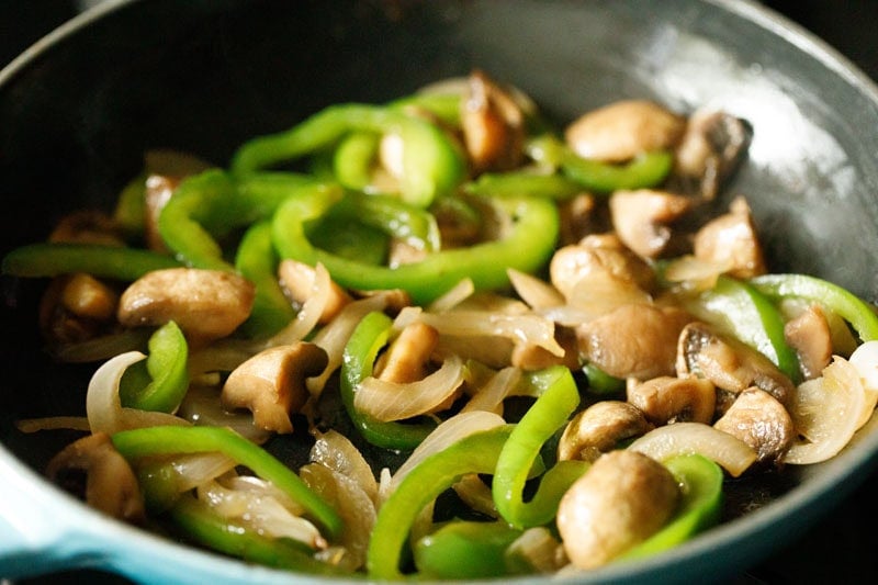 Sautéed mushrooms and green bell peppers