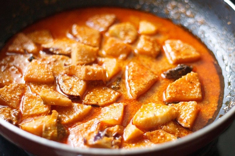 Cooked kohlrabi or knol khol curry in pan.
