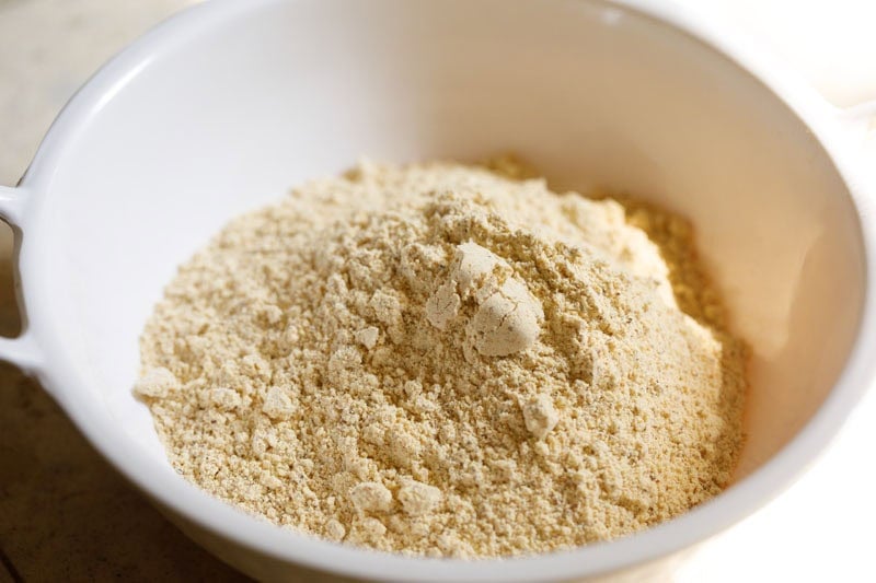 Bowl of finely ground sattu flour.