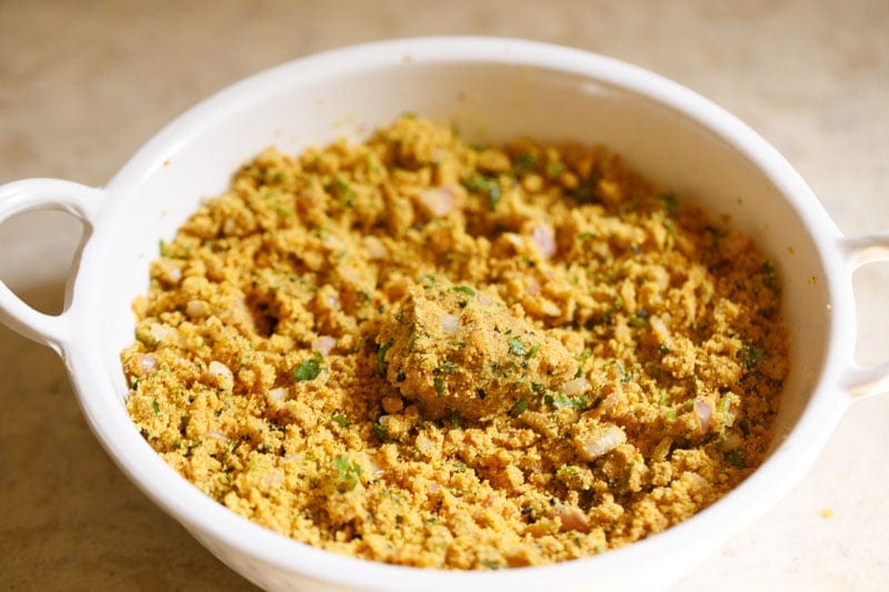Bowl of spiced sattu mixture.
