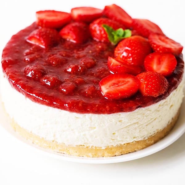 Strawberry Cheesecake (No-Bake)