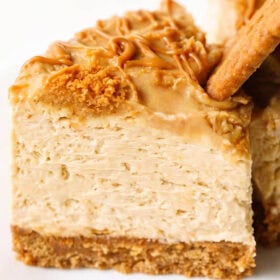 Creamy Biscoff cheesecake with Biscoff topping.