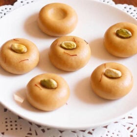 Round shaped mawa peda with nuts on top