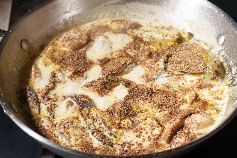 Creamy curry with spices and vegetables